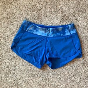 Lululemon Running Shorts Blue Size 6